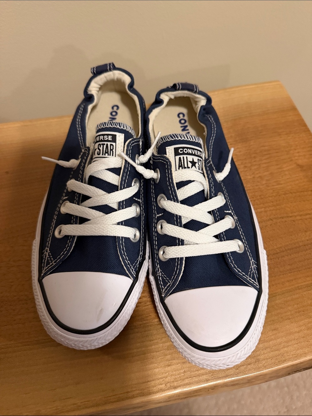 Converse Women’s Navy Canvas Low-Top Shoreline Sneakers